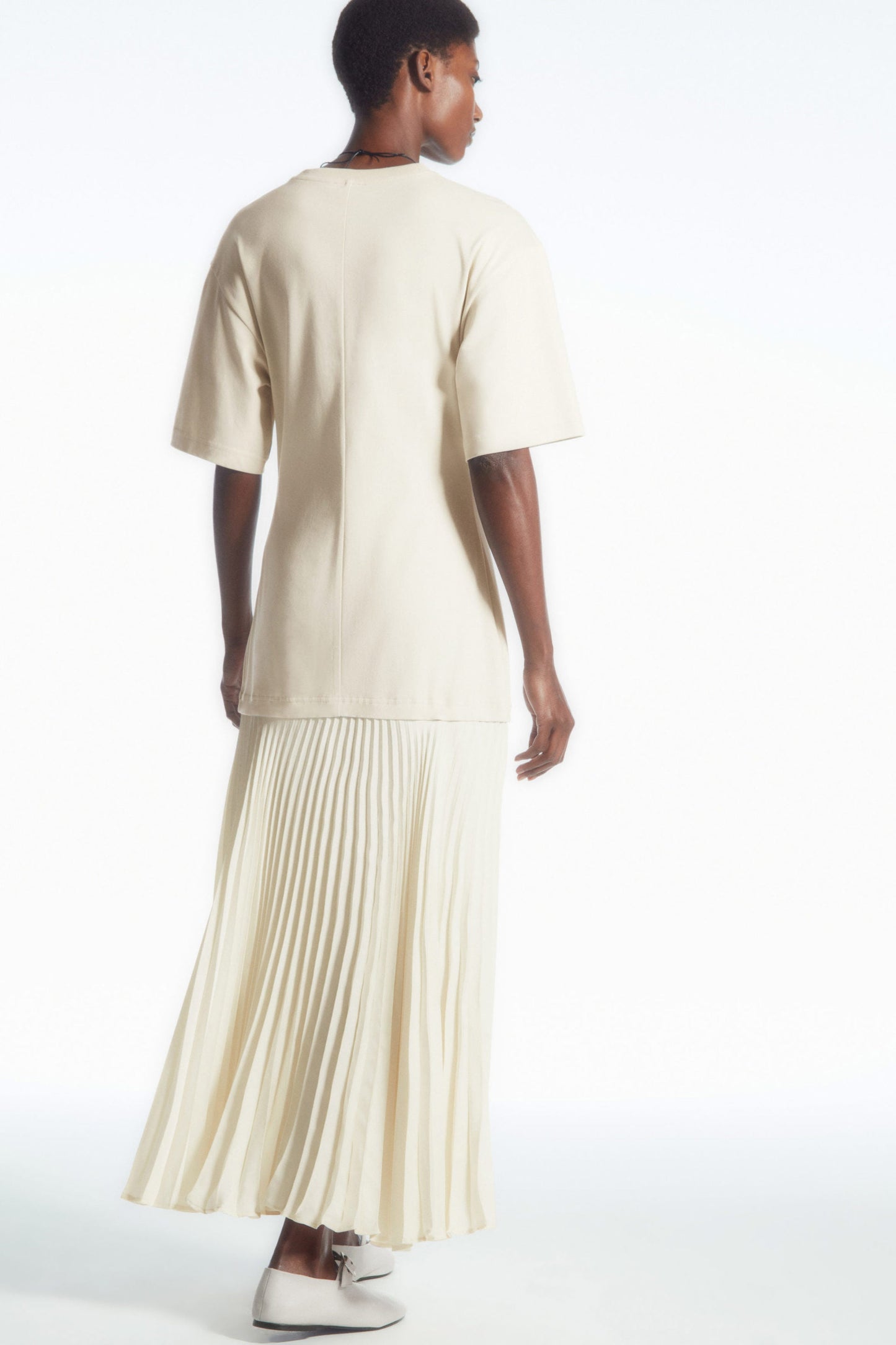 PLEATED-SKIRT T-SHIRT DRESS